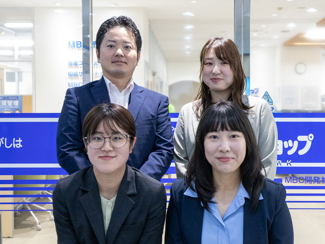 鹿児島店集合写真