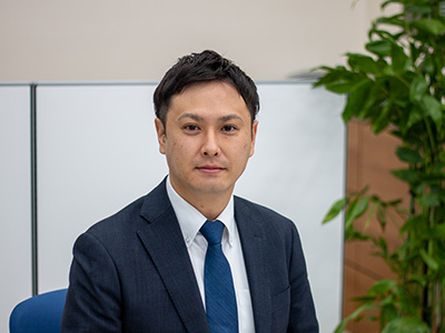 艮　康一郎